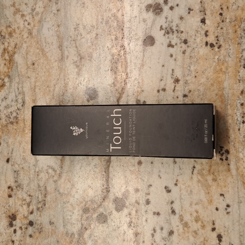 Younique liquid foundation